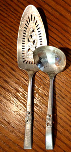 1948 Oneida Community MORNING STAR Pie, Cake Server & Ladle Silverplate Flatware