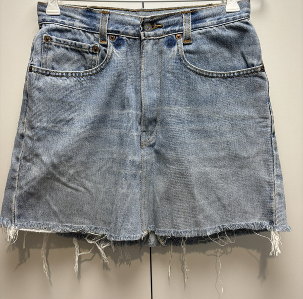 Levi's 560 Upcycled Denim Mini Skirt W34 Light Wash Raw Hem Festival Boho