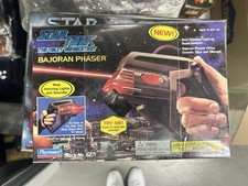Playmates Star Trek Deep Space Nine Bajoran Phaser Science Fiction Collectible