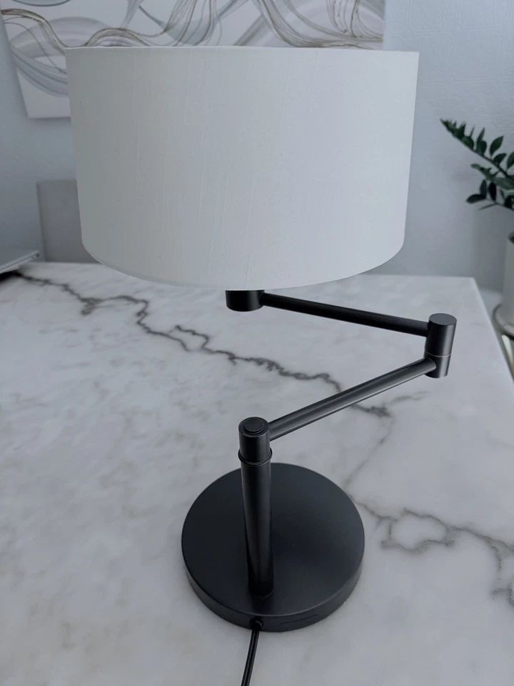 Lámparas de mesa de escritorio Ralph Lauren brazo oscilante base ponderada negro bronce con pantalla Foto 3 de 4