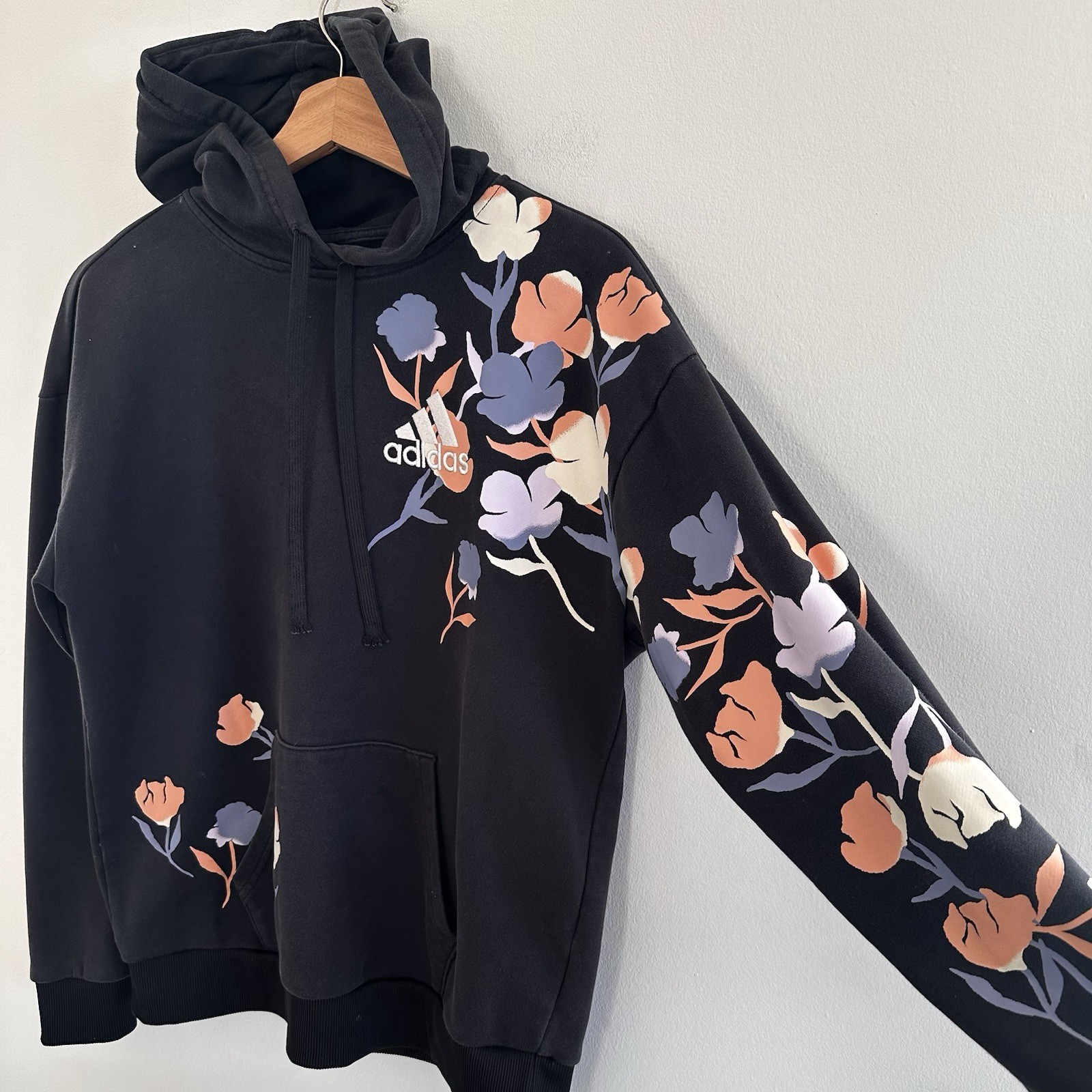 ADIDAS Primegreen Womens Hoodie Sz XS Floral Print BLACK Athleisure Gym image 3