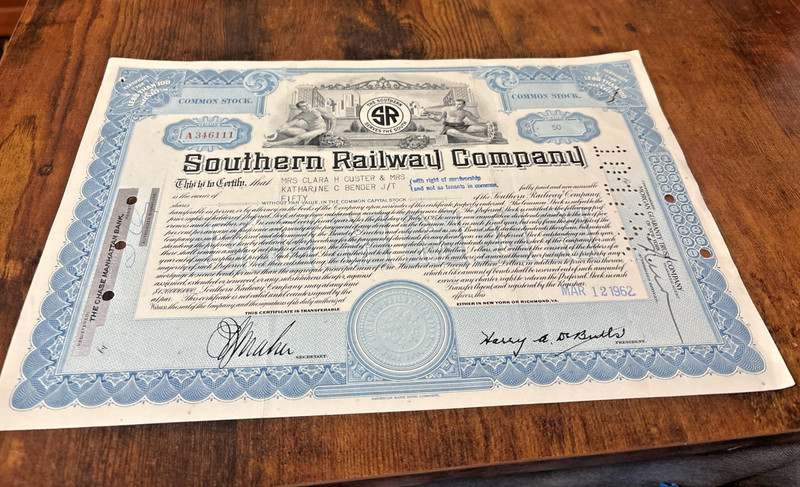 1962 SOUTHERN RAILROAD STOCK CERTIFICATE 50 SHARES "SOUTHERN SERVES THE SOUTH"