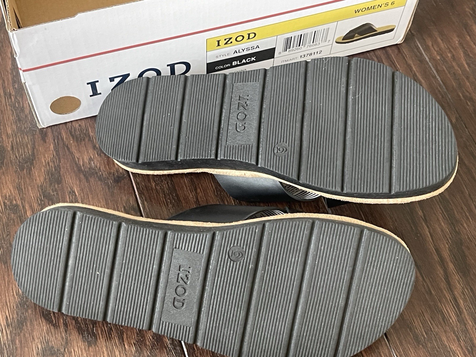 APL IZOD Sandalo Donna Alyssa Strap ~ Nero Donna Taglia 6 NUOVO