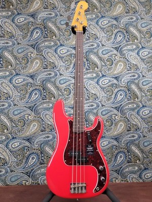 Fender Vintera II Road Worn '60s Precision Bass Fiesta Red | eBay
