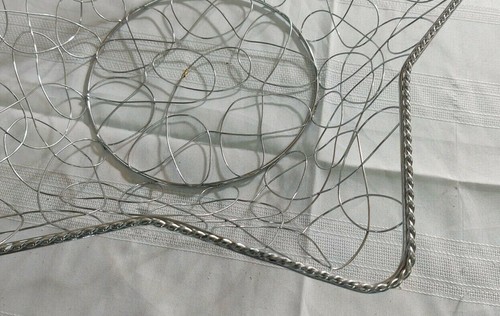 SILVER PLATED WIRE BASKET STAR SHAPED FRUIT BREAD CENTERPIECE - Picture 3 of 7