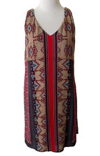 LOVE REIGN SLEEVELESS DRESS V-NECK MULTICOLOR GEOMETRIC CROCHET BACK LINED MED