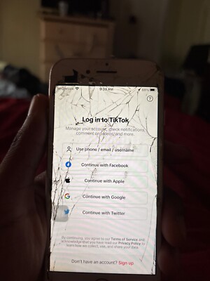 Apple iPhone 7 - 32 GB - Rose Gold (Unlocked)