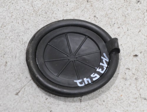 VW Polo 9N3 Bj 2008 Gummi Stopfen Scheibe Tür vorne RECHTS #113543-F466