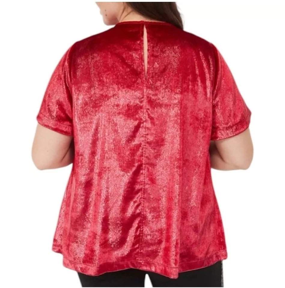 Top Lane Bryant para mujer rojo brillante vacaciones manga corta terciopelo suave talla grande 22 Foto 3 de 4