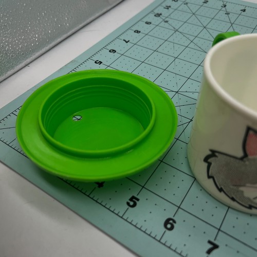 Vintage Green Wards Cat Mug made in the USA - Picture 5 of 6