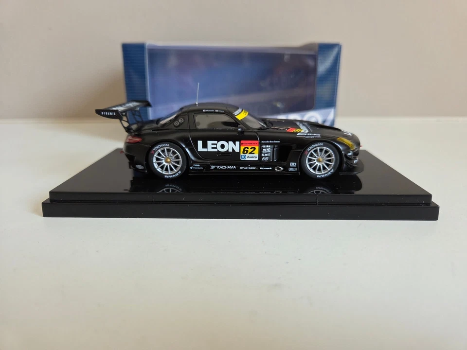 Ebbro 1/43 Leon Mercedes SLS Kurosawa/Kato - Test Okayama 2013 - 44944 - Immagine 3 di 4
