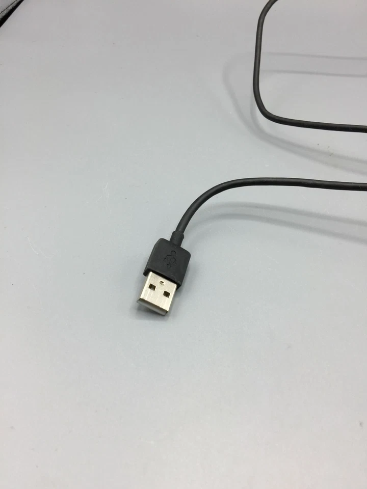 Plantronics Voyager Focus B825-M B825 UC Desktop Charging Stand 203079-01 - Image 3 of 4