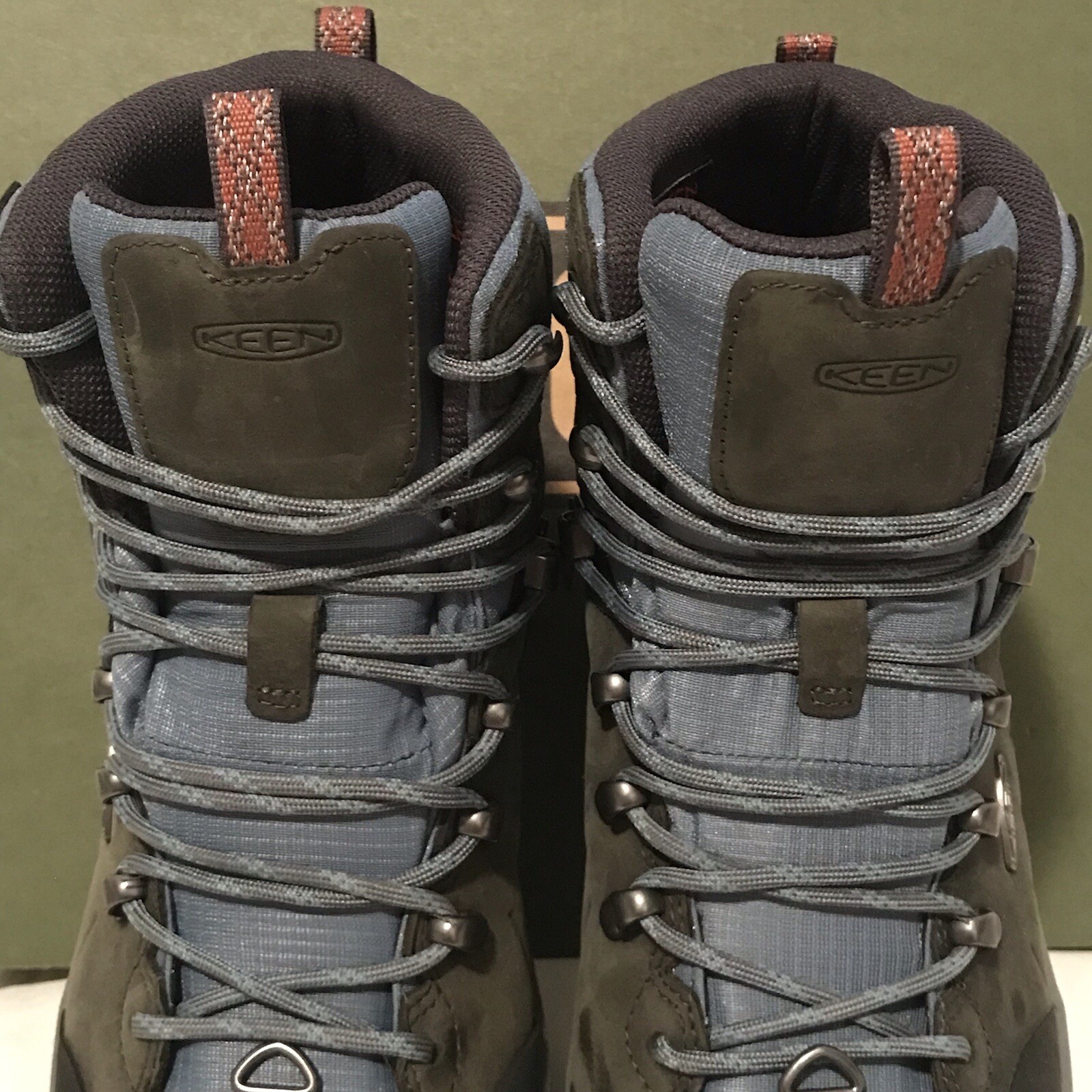 Stivali donna NUOVI KEEN taglia 7 M Revel IV (4) polari impermeabili isolati 1023629
