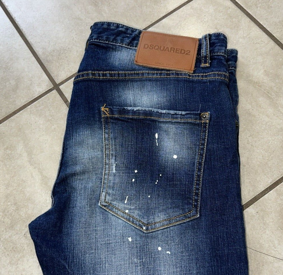 Dsquared2 CLASSIC KENNY TWIST JEANS MED WASH DISTRESSED Dsquared2 CLASSIC KENNY TWIST JEANS MED WASH DISTRESSED