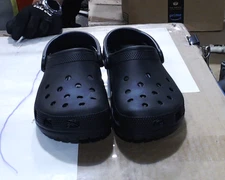 UsedLikeNew - Crocs Unisex Classic, Black, Mens 5 / Womens 7