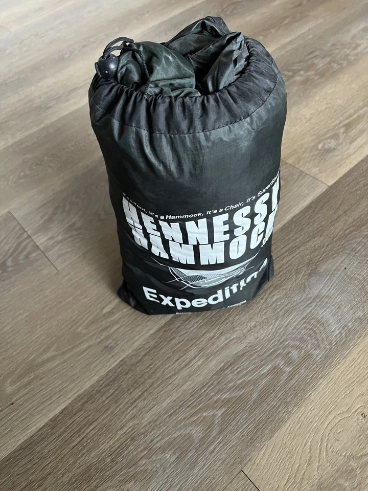 Hamaca Hennessy Expedition Asym Classic verde Foto 2 de 4