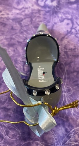 New England Patriots NFL Christmas Ornament High Heels Stilettos Rhinestones - Picture 3 of 6