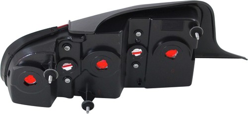 Feu arrière droit CAPA vendu pour Mustang 2010-2012 AR3Z13404B FO2819137C