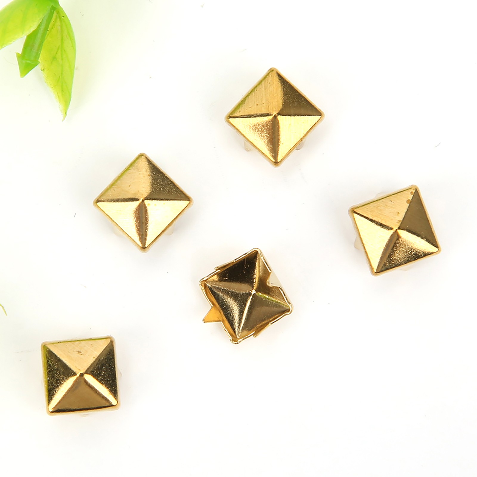400 Sets 4MM-7MM Leathercraft Spike Rivets Square Spike Studs Bags Shoes