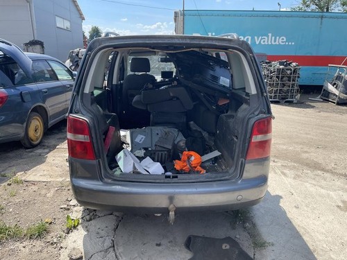 1T0883617 Innenausstattung Volkswagen Touran DE1411631-90 - Bild 9 von 9