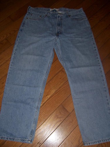 LEVI'S 550 RELAXED FIT DENIM JEANS 38" W 30" L LIGHT WASHED BLUE - 第 1/4 張圖片