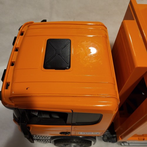 Camion da riciclo Bruder Scania arancione 1:16 - Foto 8 di 22
