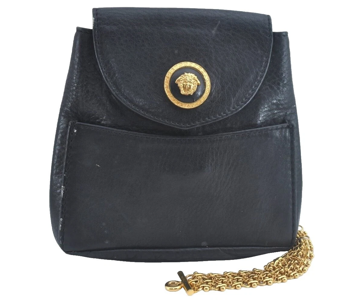 Bolsos y estuches de maquillaje de cuero Versace