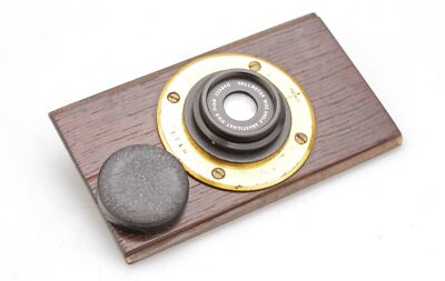 Dallmeyer 31/4'' / 83mm f/5.6 Weitwinkelobjektiv - Abdeckungen 4x5 - mit Objektivplatine