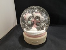 P846-ME TO YOU BEAR FIGURINE SNOW GLOBE