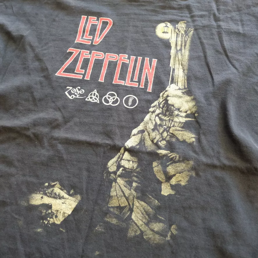 Led zeppelin zoso t clearance shirt
