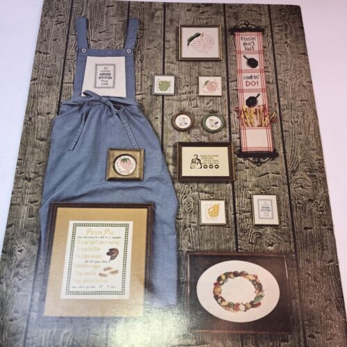 VINTAGE Cross Stitch Books -Mixed Lot of 7 Folk Art Houses Geese Chickens Months - Picture 9 of 15