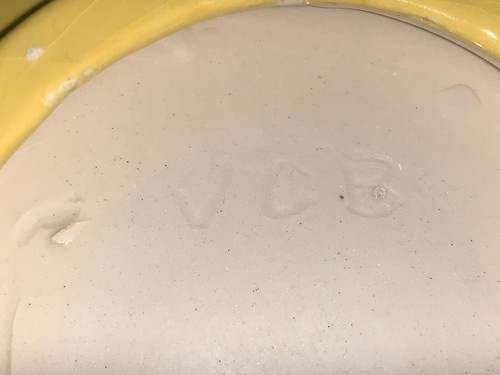 Artisan Pottery Trinket Dish Tray Signed VOB Studio 7x7 Cream Gold Floral - Picture 15 of 15