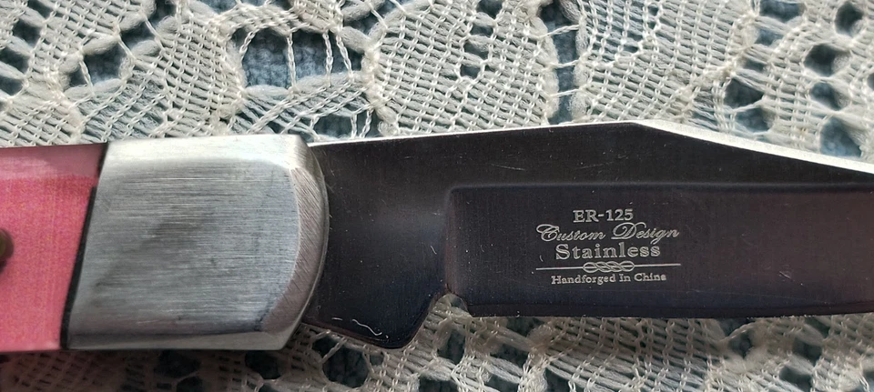 Pink Elk Ridge Folding Stainless Steel Knife - New in Box - ER 125 - Image 3 of 4