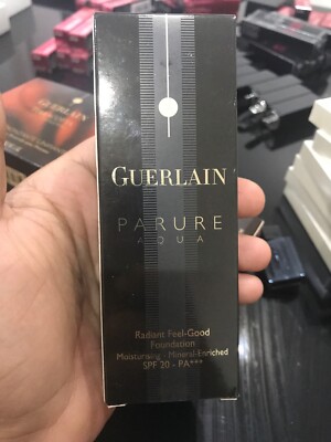 Guerlain Parure Aqua # 6 Beige Tres Foncé Radiant feel good Foundation SPF20