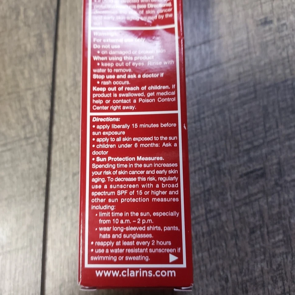 Clarins Everlasting Foundation + CAPPUCCINO 114 SPF 15 Full Size 1.1oz - Image 4 of 4