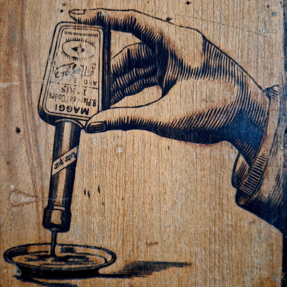 Plaque ancienne Maggi – Publicité gravée sur bois - Photo 3/3