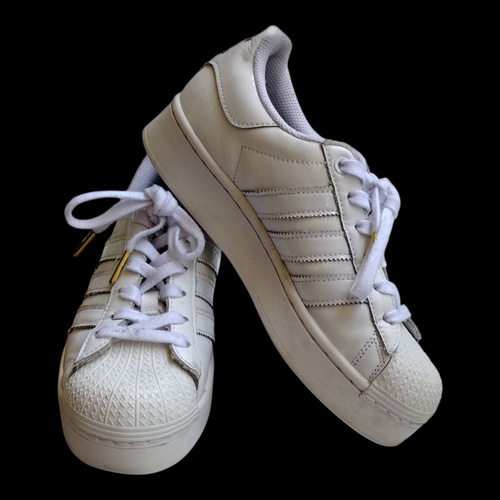 Women Sz. 6 US Adidas Originals Superstar Bold/White/FV3334 w/ Gold Markings