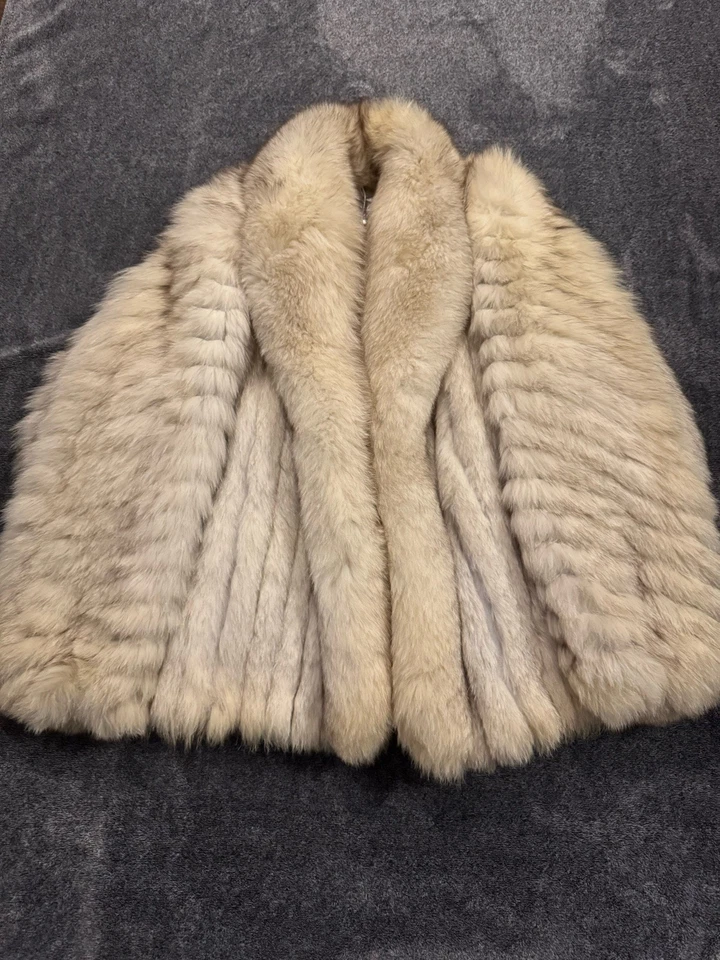 Abrigo de piel de zorro SAGA vintage para mujer talla XL ETIQUETA PLATEADA blanco gris Foto 2 de 4
