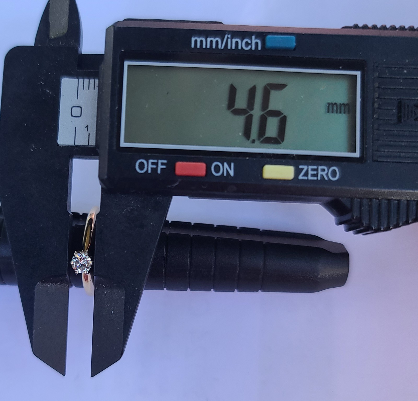 14k Solid Yellow Gold Diamond Solitaire Ring 4.5s… - image 16