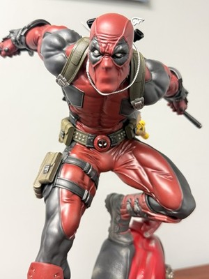 Sideshow Deadpool Premium Format Statue Exclusive 0318 /1000