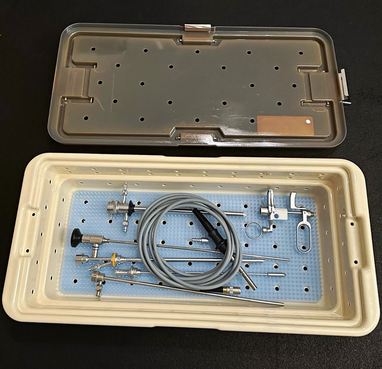 GYNE. Scope Set