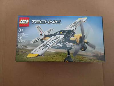 LEGO TECHNIC Bush Plane (42198) NEW