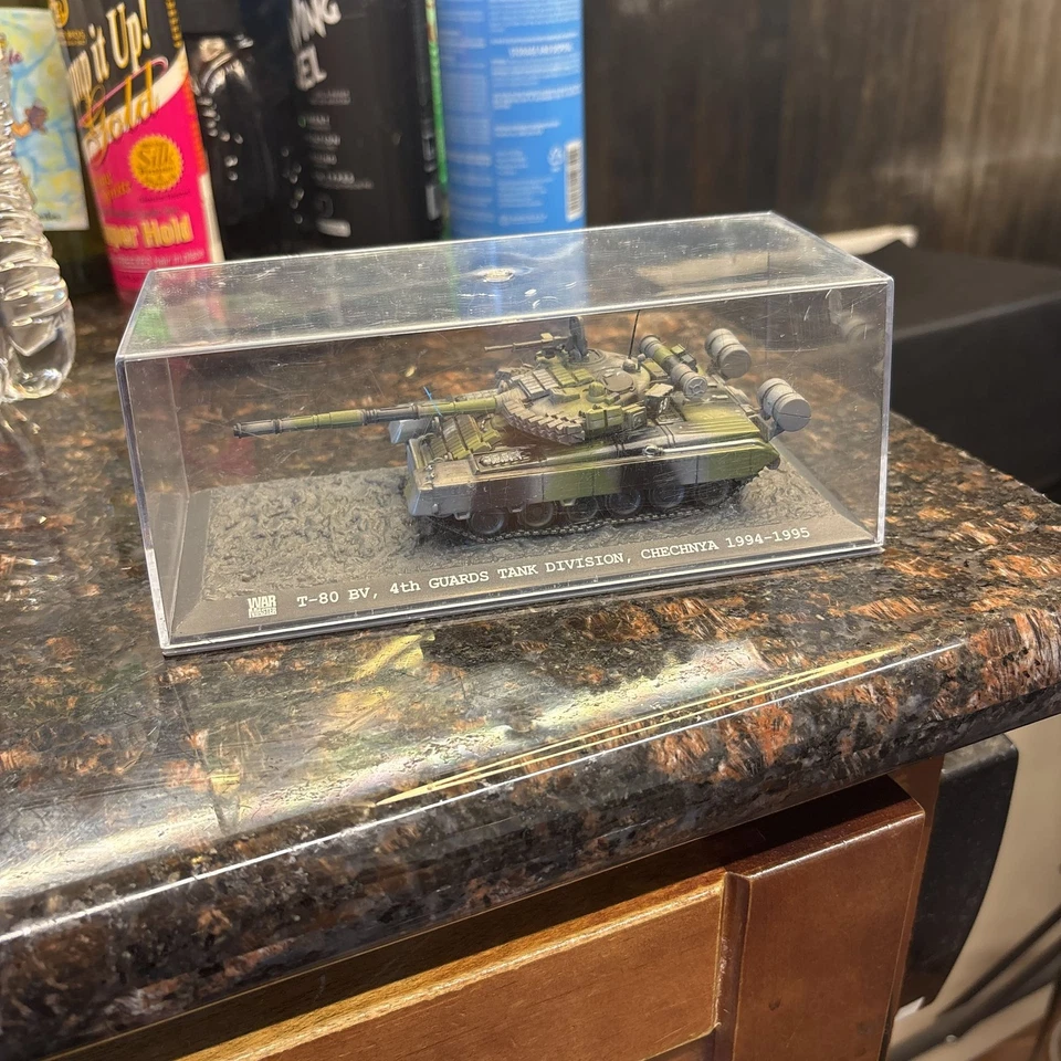 De colección War Master T-80 BV 4ª Guardia División de Tanques Modelo Chechenia 1994-1995 Foto 3 de 4