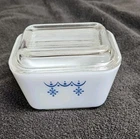 Vintage Pyrex Snowflake Garland Refrigerator Dish W/Lid 501-B Dish 501-C Lid