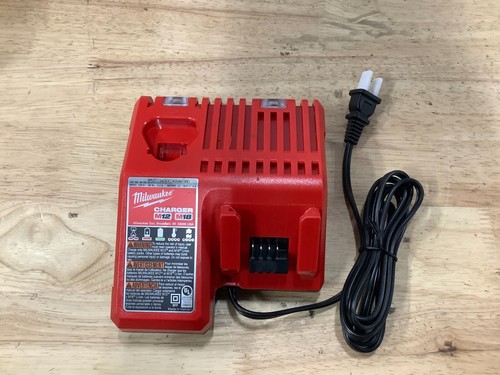Genuine Milwaukee 48-59-1812 M12 M18 18V 12V Dual Voltage Battery Charger