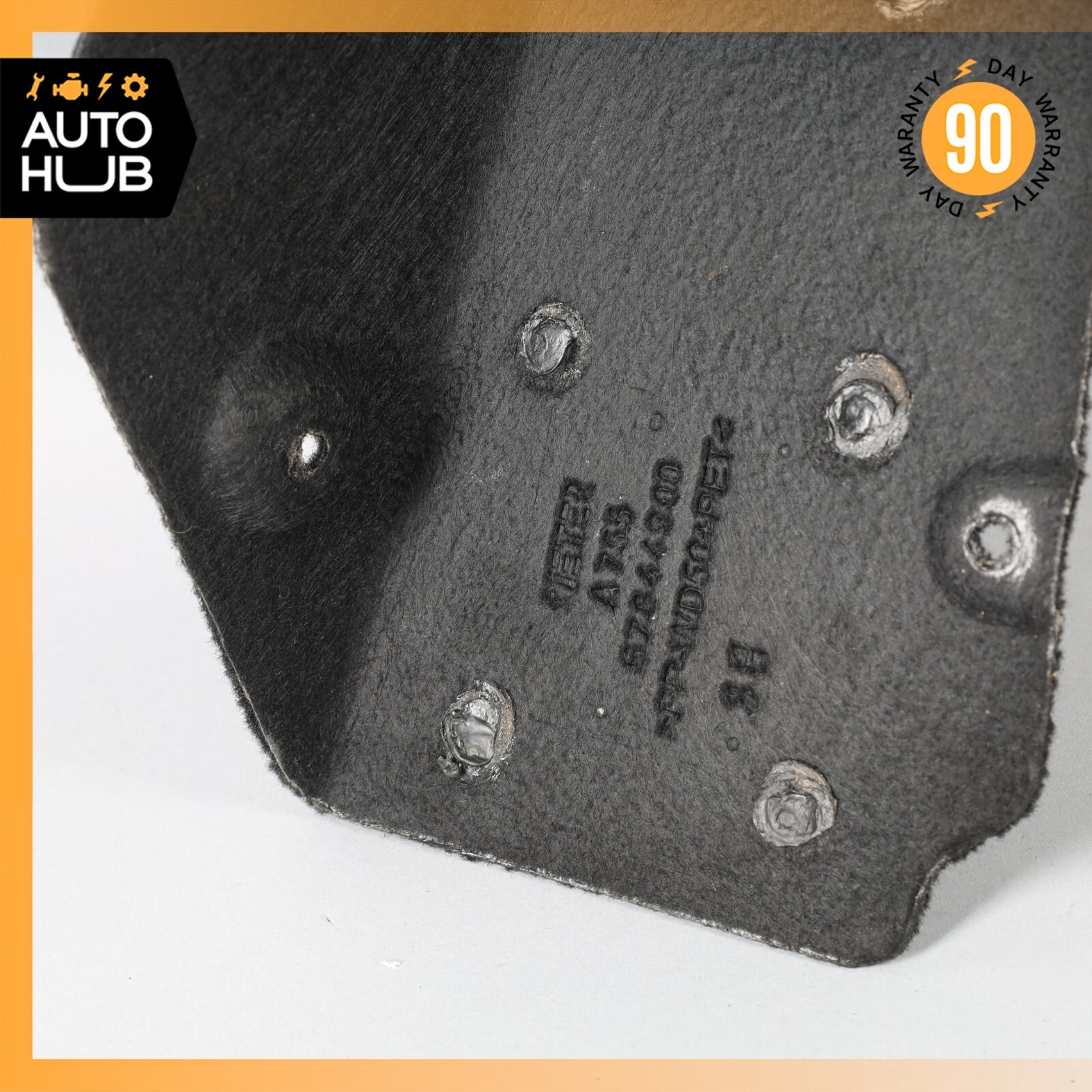 03-19 Maserati GranTurismo M145 Front Left Foot Rest Cover 67571800 OEM 76k