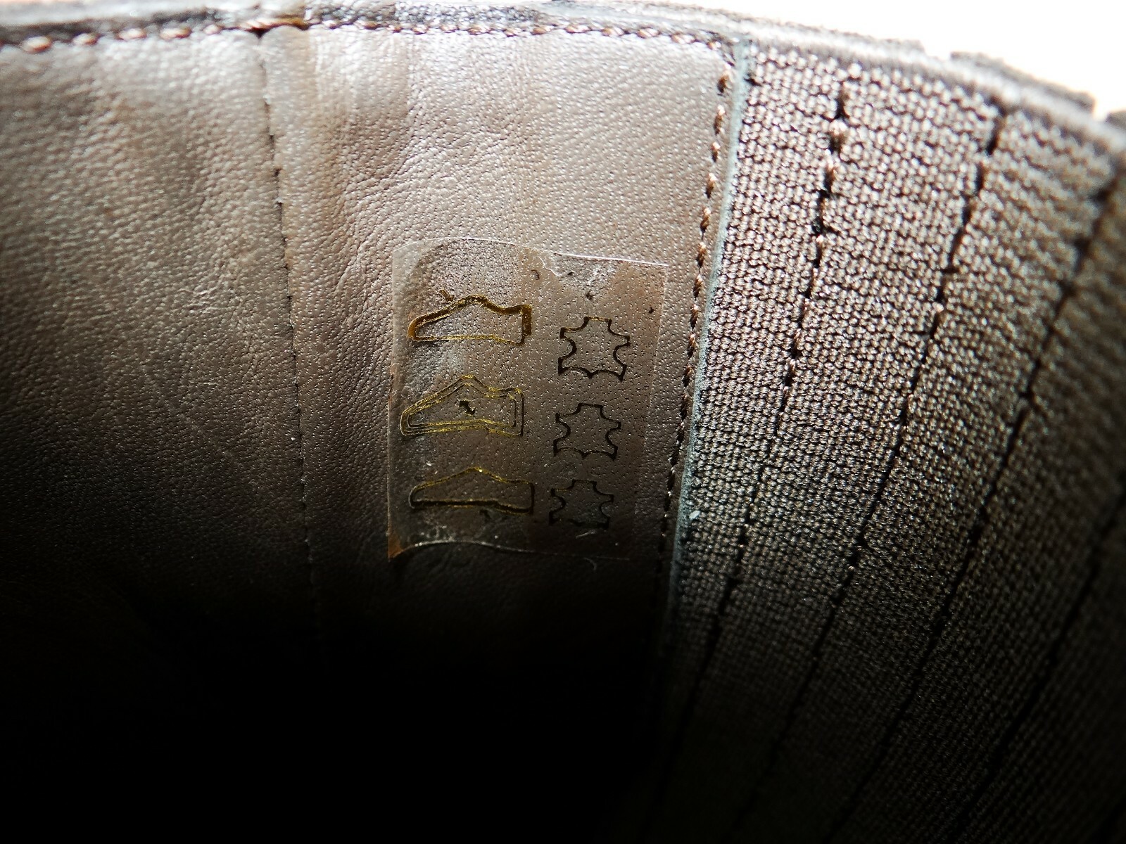 Foto 9 di 10