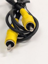 5 FOOT RCA MALE PLUG TO RCA MALE PLUG w/YELLOW MOLDED ENDS