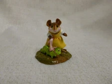 Wee Forest Folk Best In Show Yellow Easter Edition M-280 Retired