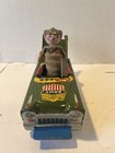 Rare Vintage Wakasuto Boeki Bump Car Pop Up Soldier Friction Toy Japan Working — photo 7